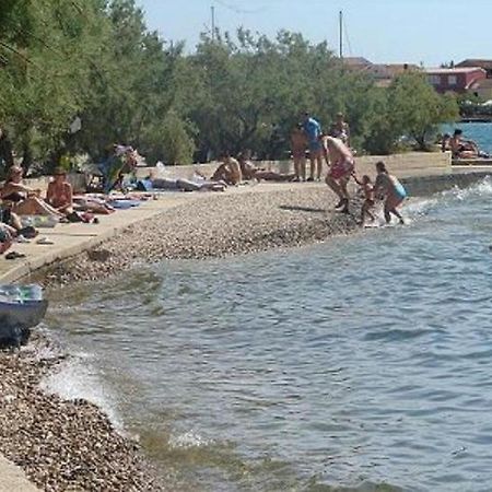 Apartments And Rooms Nediljko بيبينيا المظهر الخارجي الصورة