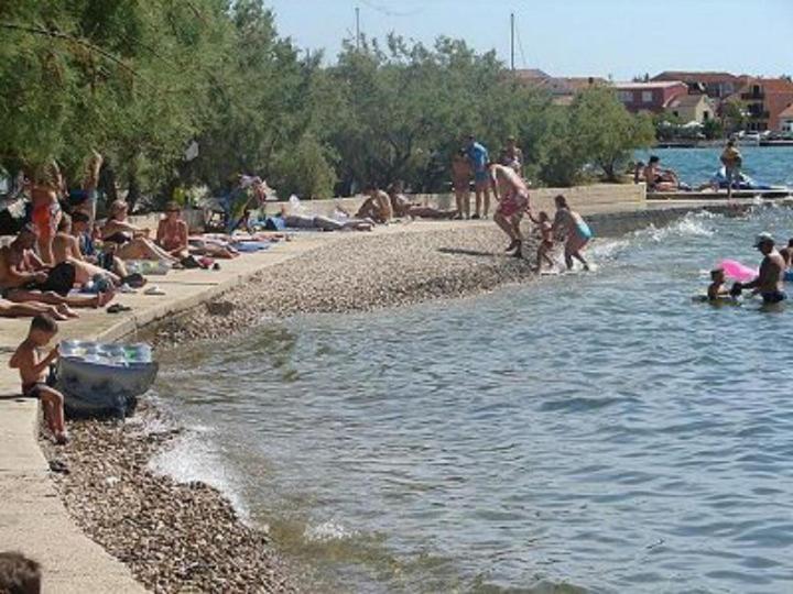 Apartments And Rooms Nediljko بيبينيا المظهر الخارجي الصورة