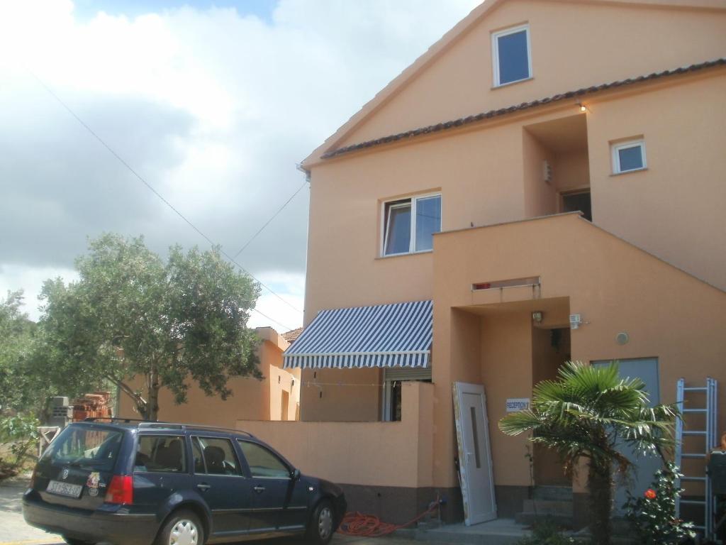 Apartments And Rooms Nediljko بيبينيا المظهر الخارجي الصورة