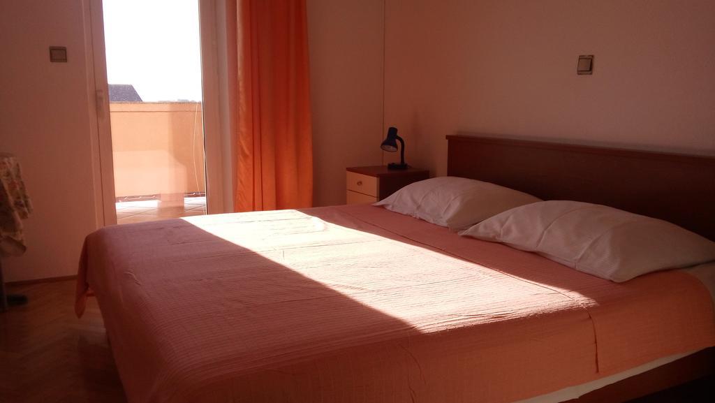 Apartments And Rooms Nediljko بيبينيا المظهر الخارجي الصورة