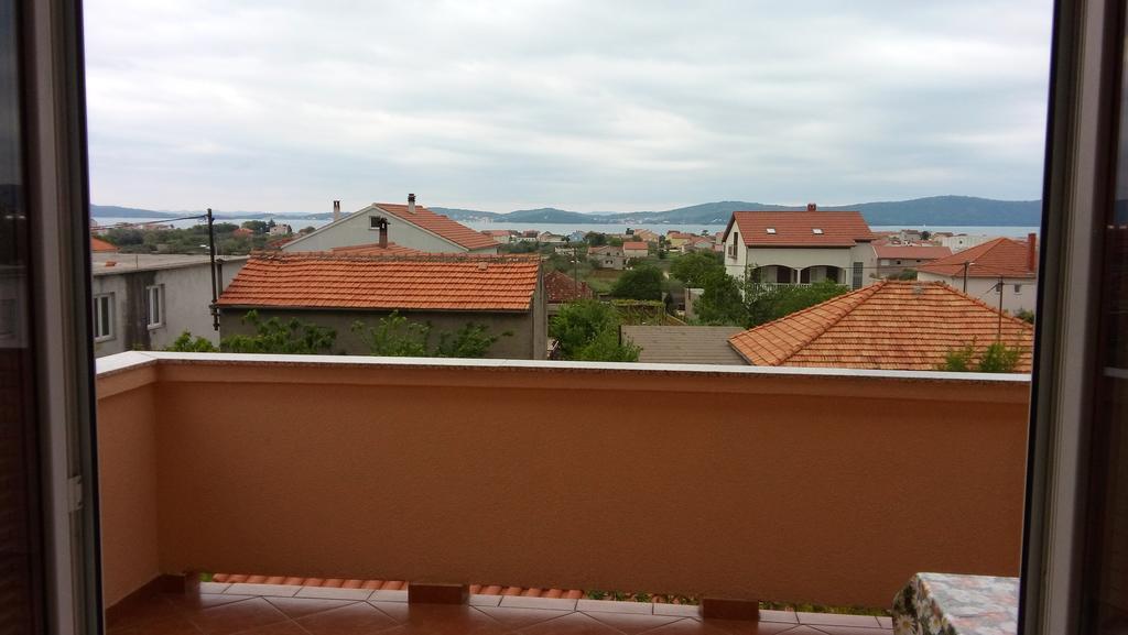 Apartments And Rooms Nediljko بيبينيا المظهر الخارجي الصورة