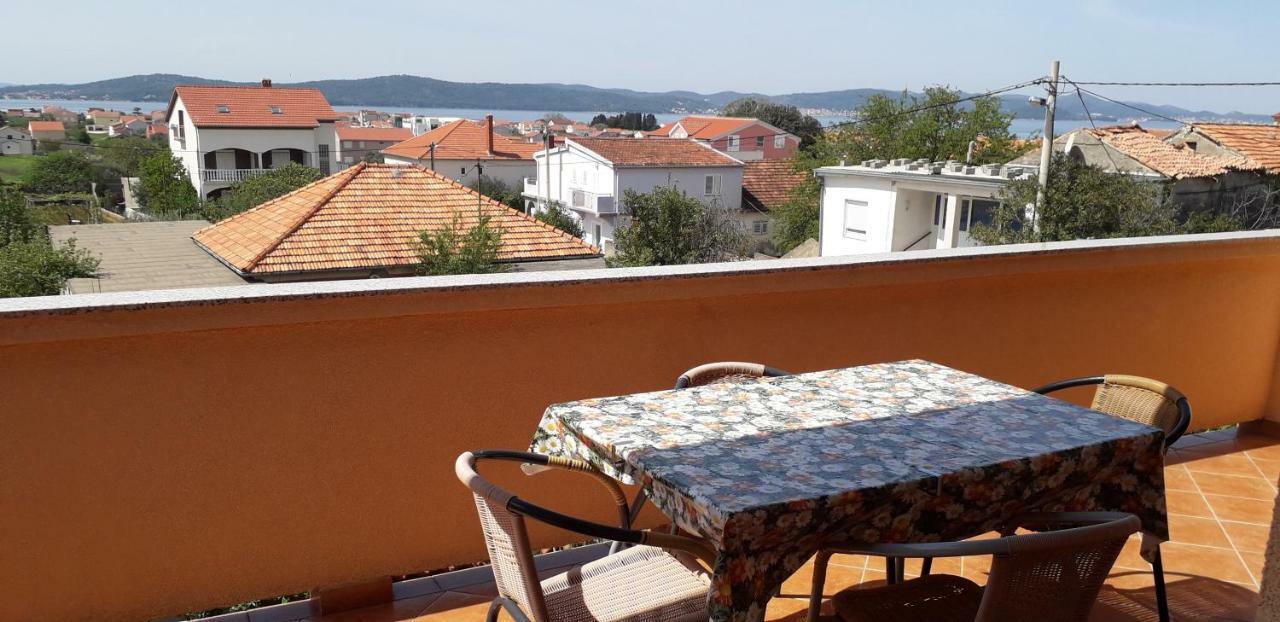 Apartments And Rooms Nediljko بيبينيا المظهر الخارجي الصورة