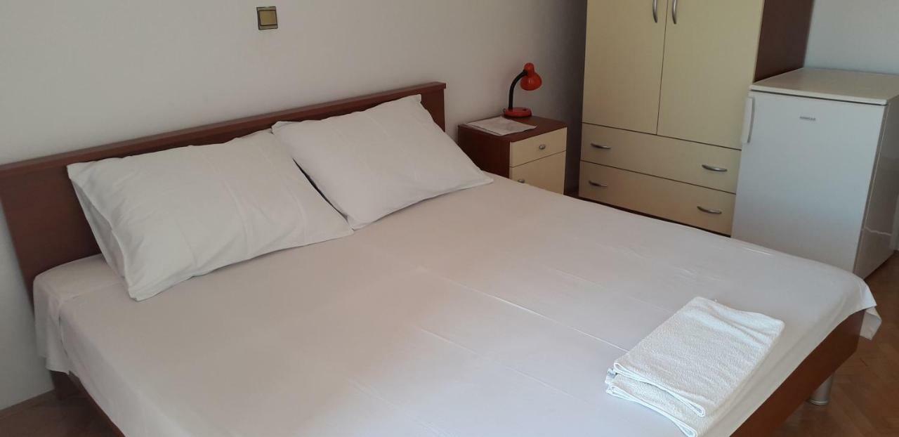 Apartments And Rooms Nediljko بيبينيا المظهر الخارجي الصورة