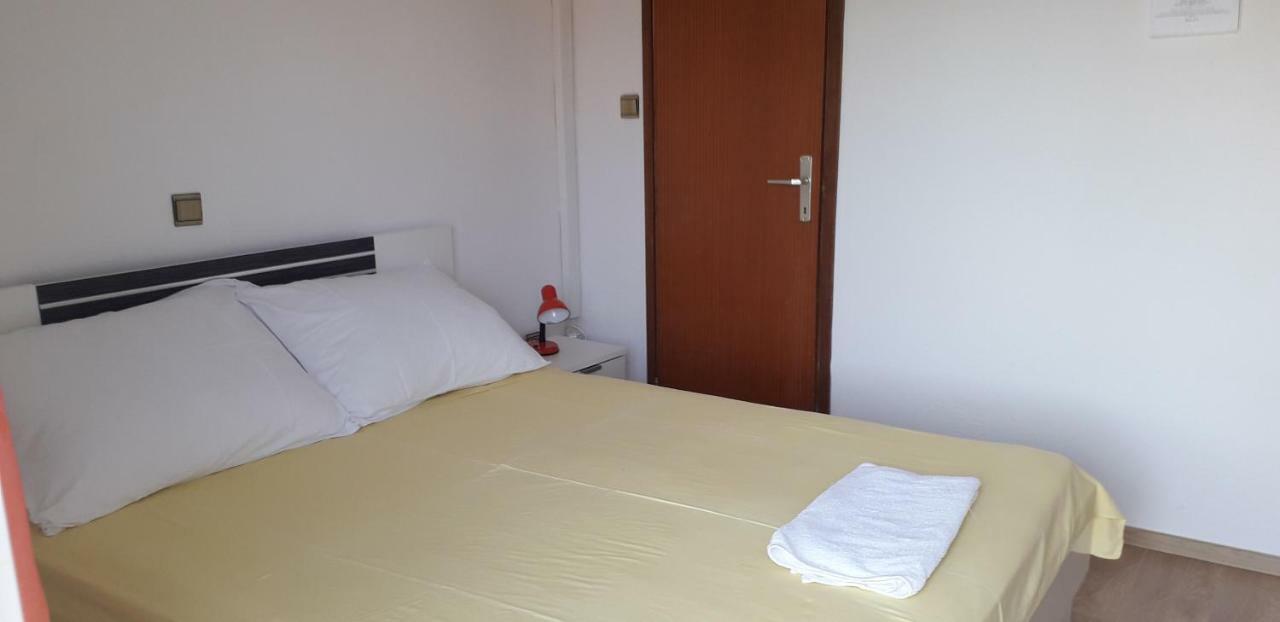 Apartments And Rooms Nediljko بيبينيا المظهر الخارجي الصورة