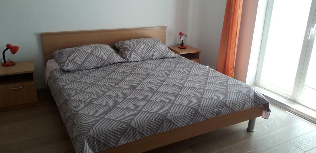 Apartments And Rooms Nediljko بيبينيا المظهر الخارجي الصورة